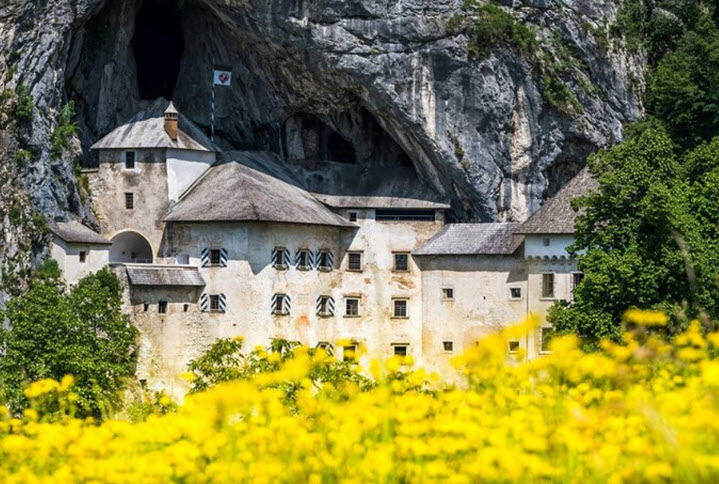 Predjama Castle, Postojna, Inner Carniola, Slovenia